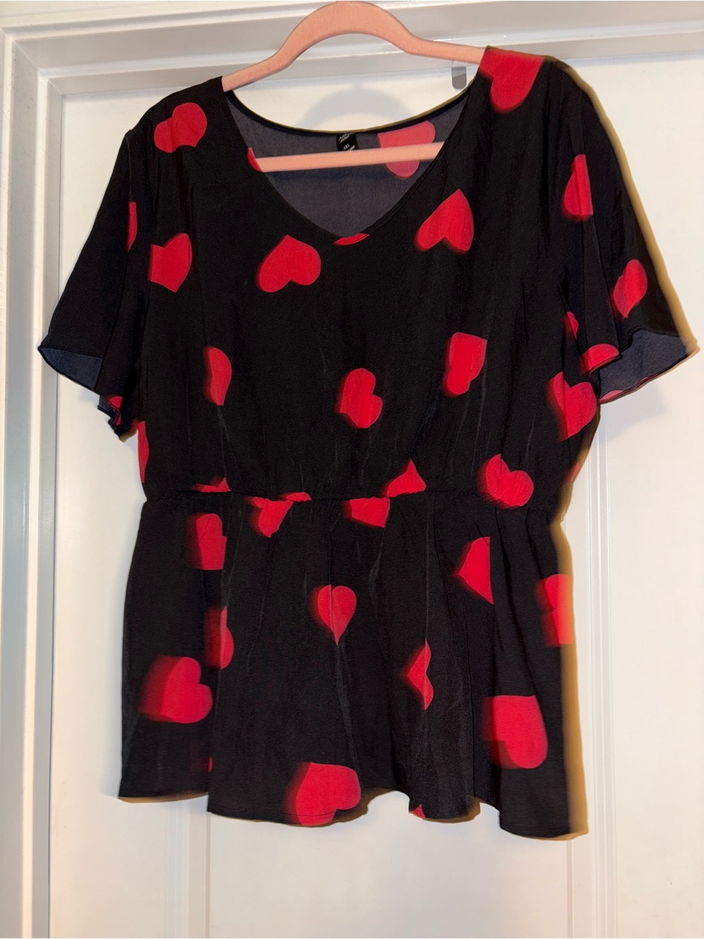 SHEIN Black Peplum Top with Red Heart Print